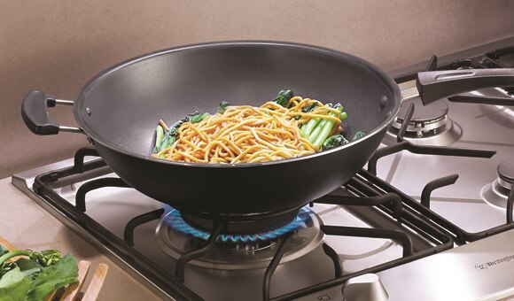 Wok burner with high-power