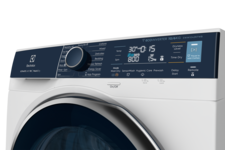 10kg UltimateCare 700 Front load washing machine with 6kg dryer