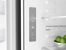 562L UltimateTaste 700 quad door fridge - Matte charcoal black
